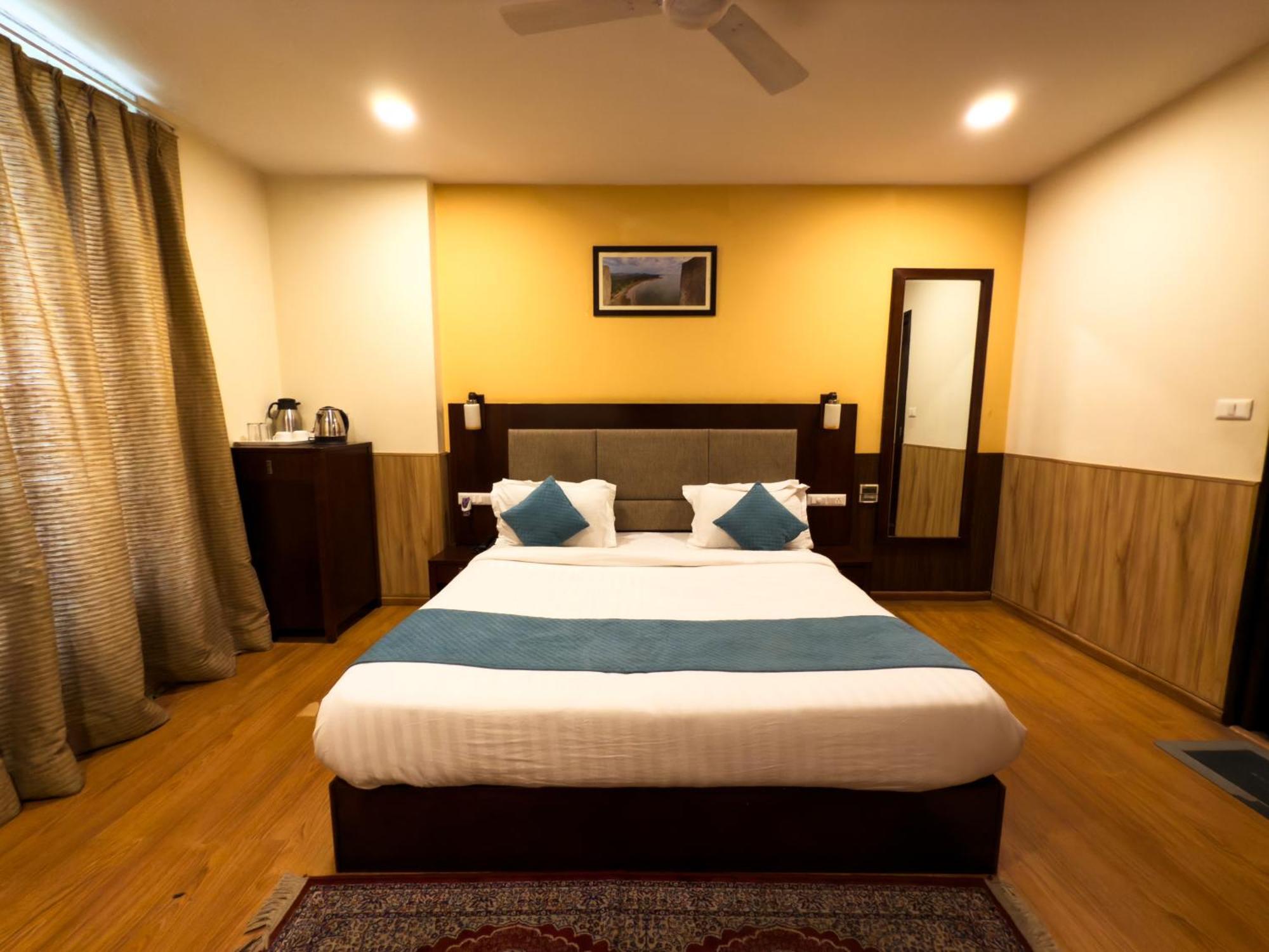 Hotel Royal Palm - A Budget Hotel In Udaipur Buitenkant foto
